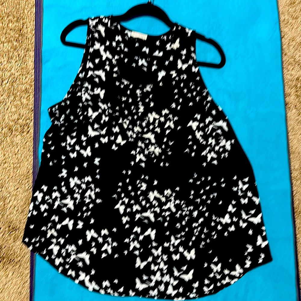 Butterfly sleeveless top